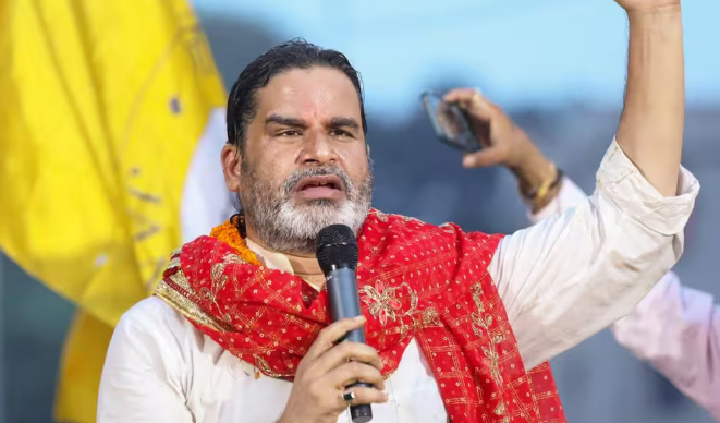 बांकीपुर उपचुनाव: RJD नेता शिवानंद तिवारी बोले- प्रशांत किशोर का पलड़ा भारी, तेजस्वी की गैरमौजूदगी पर उठाए सवाल