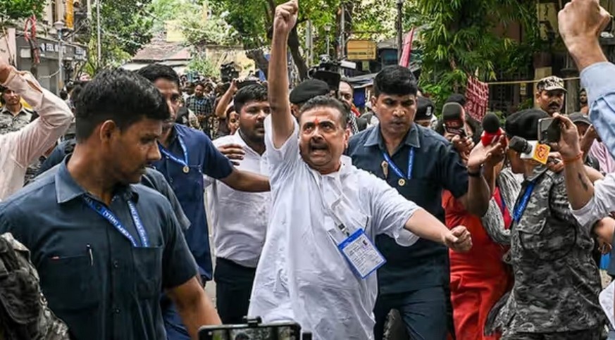 पश्चिम बंगाल और असम चुनाव में बड़ा उलटफेर: बदलते दिखे सत्ता समीकरण, कई सीटों पर चौंकाने वाले रुझान Janta24x7news