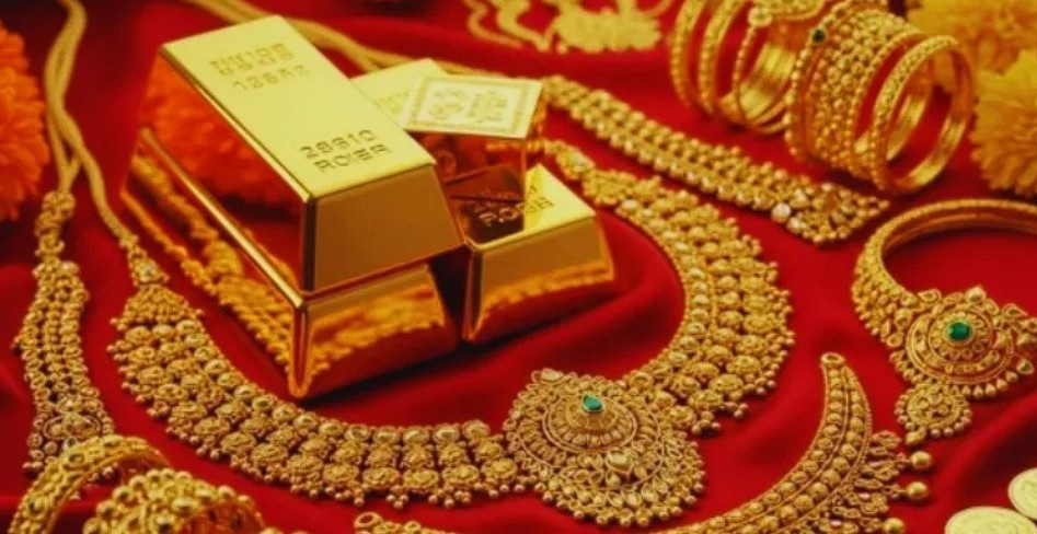 Gold और Silver की कीमतों में आज हल्का उतार-चढ़ाव दर्ज किया गया। वैश्विक बाजार और डॉलर की चाल का असर देखने को मिला। Janta24x7news